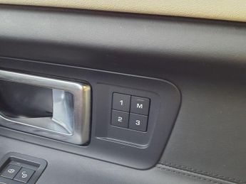 LAND ROVER DISCOVERY SPORT 2.0 TD4 HSE Luxury SUV 5dr Diesel Auto 4WD Euro 6 (s/s) (180 ps)