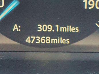 JAGUAR XJ 3.0 D V6 AUTOBIOGRAPHY L 4d 302 BHP LIVE TV MASSAGE SEATS