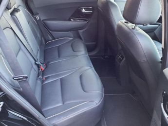 KIA NIRO 64kWh 3 SUV 5dr Electric Auto (201 bhp) 6 MONTHS WARRANTY