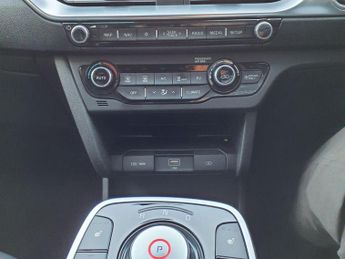 KIA NIRO 64kWh 3 SUV 5dr Electric Auto (201 bhp) 6 MONTHS WARRANTY