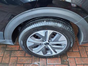 KIA NIRO 64kWh 3 SUV 5dr Electric Auto (201 bhp) 6 MONTHS WARRANTY