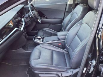 KIA NIRO 64kWh 3 SUV 5dr Electric Auto (201 bhp) 6 MONTHS WARRANTY