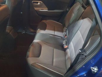 KIA NIRO 64kWh 2 SUV 5dr Electric Auto (201 bhp) 6 MONTHS WARRANTY