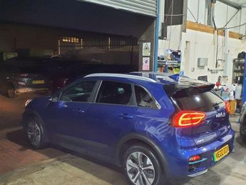 KIA NIRO 64kWh 2 SUV 5dr Electric Auto (201 bhp) 6 MONTHS WARRANTY
