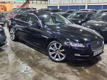 Jaguar XJ 3.0d V6 Portfolio Saloon 4dr Diesel Auto Euro 6 (s/s) (300 ps) 6