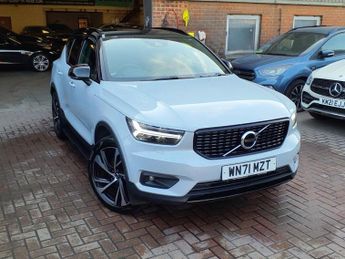 VOLVO XC40 2.0 B4 R-DESIGN PRO AWD MHEV 5d 195 BHP MUST BE SEEN TOP SPEC 4X