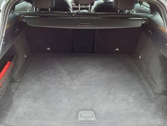 MERCEDES-BENZ EQC EQC 400 80kWh AMG Line (Premium) SUV 5dr Electric Auto 4MATIC (4