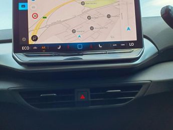 VOLKSWAGEN ID.4 Pure Performance 52kWh Life Edition SUV 5dr Electric Auto (170 p