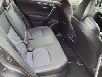 TOYOTA RAV4 2.5 VVT-h GPF Dynamic SUV 5dr Petrol Hybrid CVT Euro 6 (s/s) (21