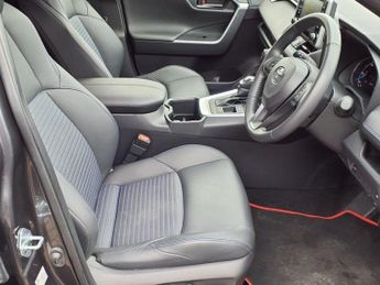 TOYOTA RAV4 2.5 VVT-h GPF Dynamic SUV 5dr Petrol Hybrid CVT Euro 6 (s/s) (21