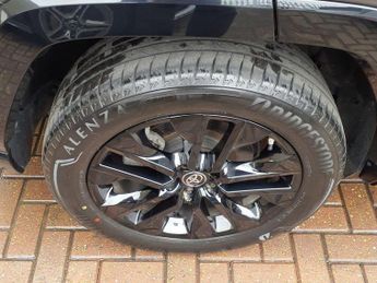 TOYOTA RAV4 2.5 VVT-h GPF Dynamic SUV 5dr Petrol Hybrid CVT Euro 6 (s/s) (21