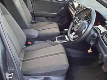 VOLKSWAGEN T-ROC 1.5 TSI EVO Black Edition SUV 5dr Petrol DSG Euro 6 (s/s) (150 p