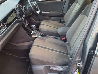 VOLKSWAGEN T-ROC 1.5 TSI EVO Black Edition SUV 5dr Petrol DSG Euro 6 (s/s) (150 p