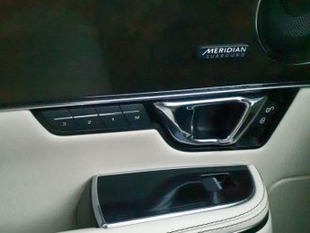 JAGUAR XJ 3.0d V6 XJ50 Saloon 4dr Diesel Auto Euro 6 (s/s) (300 ps) 6 MONT