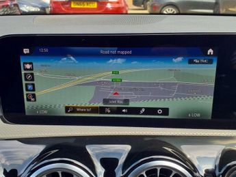 MERCEDES-BENZ CLA 1.3 CLA 250 E AMG LINE PREMIUM 5d 259 BHP PREMIUM AMBIENT LIGHTS