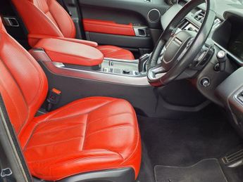 LAND ROVER RANGE ROVER SPORT 3.0 SD V6 HSE Dynamic SUV 5dr Diesel Auto 4WD Euro 6 (s/s) (306 