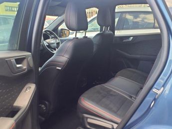 FORD KUGA 2.5 EcoBoost Duratec 14.4kWh ST-Line First Edition SUV 5dr Petro