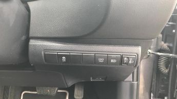 Toyota Corolla 1.8 VVT-h Design CVT Euro 6 (s/s) 5dr