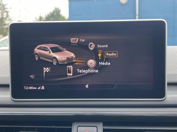 Audi A4 Avant 2.0 TFSI 35 Black Edition S Tronic Euro 6 (s/s) 5dr