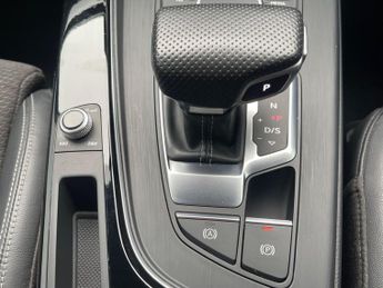 Audi A4 Avant 2.0 TFSI 35 Black Edition S Tronic Euro 6 (s/s) 5dr