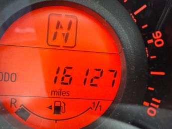 Toyota AYGO 1.0 VVT-i x-play x-shift Euro 6 5dr