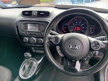 Kia Soul 1.6 CRDi Connect Auto Euro 5 5dr