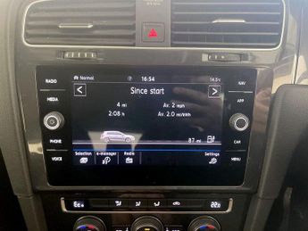 Volkswagen e-Golf 35.8kWh e-Golf Auto 5dr
