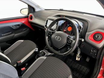 Toyota AYGO 1.0 VVT-i x-play Euro 6 5dr