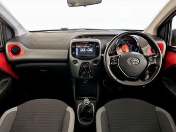 Toyota AYGO 1.0 VVT-i x-play Euro 6 5dr
