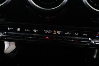 Mercedes-Benz A Class 1.3 A200 AMG Line 7G-DCT Euro 6 (s/s) 5dr
