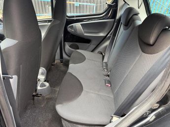 Toyota AYGO 1.0 VVT-i Black MultiMode Euro 4 5dr