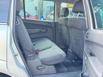 Vauxhall Zafira 1.7 CDTi ecoFLEX Design Euro 5 5dr (SNav)