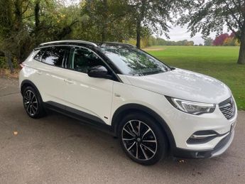 Vauxhall Grandland X 1.6 13.2kWh Elite Nav Auto 4WD Euro 6 (s/s) 5dr Hybrid4