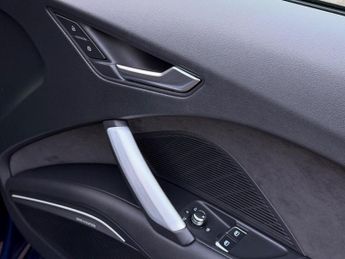 Audi TT 2.0 TFSI S line S Tronic Euro 6 (s/s) 3dr