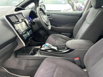 Nissan Leaf 24kWh Acenta Auto 5dr