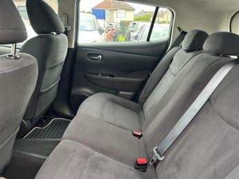 Nissan Leaf 24kWh Acenta Auto 5dr