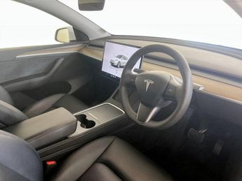 Tesla Model Y Auto RWD 5dr