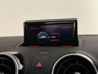 Audi A1 1.4 TFSI Sport Sportback S Tronic Euro 6 (s/s) 5dr (Nav)