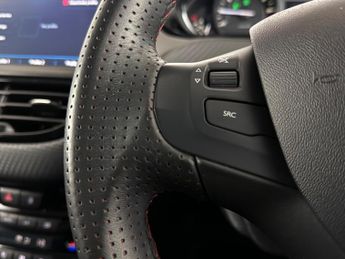 Peugeot 208 1.2 PureTech GPF GT Line EAT Euro 6 (s/s) 5dr