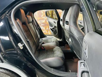 Mercedes-Benz GLA 2.1 GLA200d AMG Line 7G-DCT Euro 6 (s/s) 5dr
