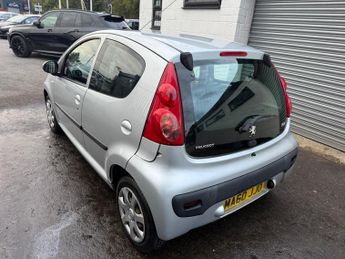 Peugeot 107 1.0 12V Urban Euro 5 5dr