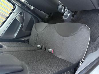 Peugeot 107 1.0 12V Urban Euro 5 5dr