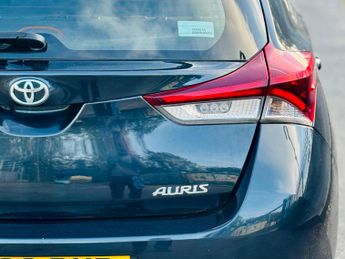 Toyota Auris 1.2 VVT-i Icon CVT Euro 6 (s/s) 5dr