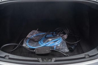 Tesla Model 3 (Dual Motor) Long Range Auto 4WDE 4dr