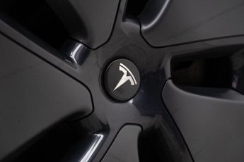 Tesla Model 3 (Dual Motor) Long Range Auto 4WDE 4dr