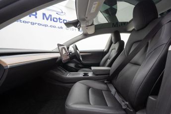 Tesla Model 3 (Dual Motor) Long Range Auto 4WDE 4dr