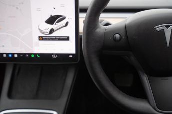 Tesla Model 3 (Dual Motor) Long Range Auto 4WDE 4dr