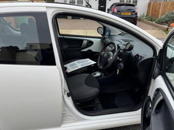 Toyota AYGO 1.0 VVT-i Move MultiMode Euro 5 5dr