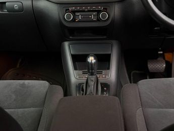 Volkswagen Tiguan 2.0 TDI BlueMotion Tech Match DSG 4WD Euro 5 (s/s) 5dr