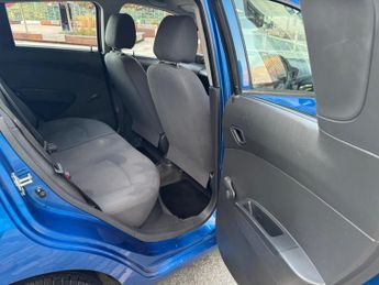 Chevrolet Spark 1.0i + Euro 5 5dr (No a/c)